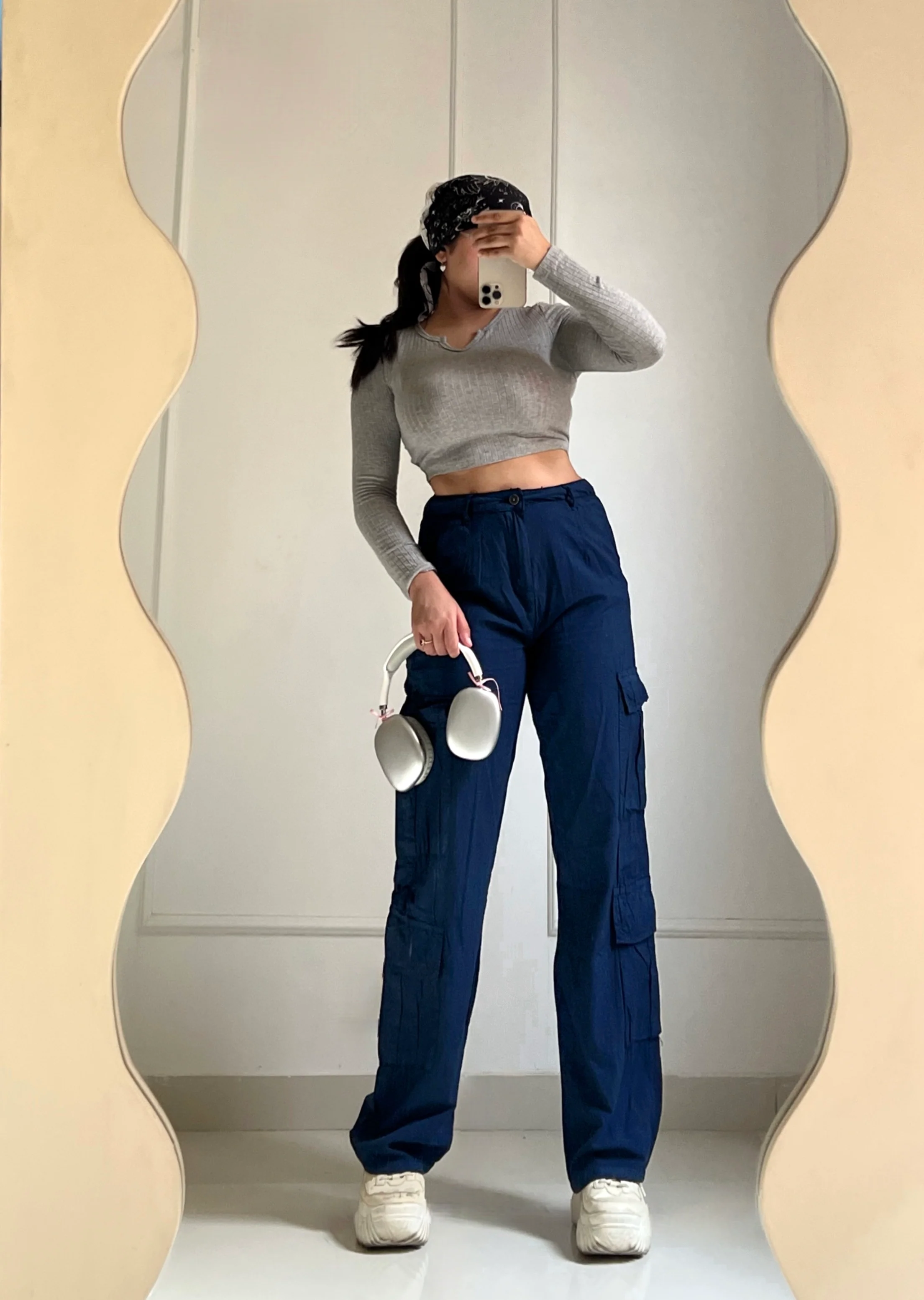 Urban Edge Navy Cargo Pants | Woman - Image 3