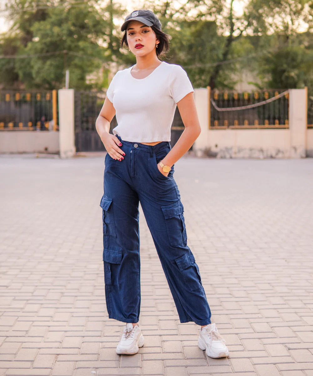 Urban Edge Navy Cargo Pants | Woman - Image 6